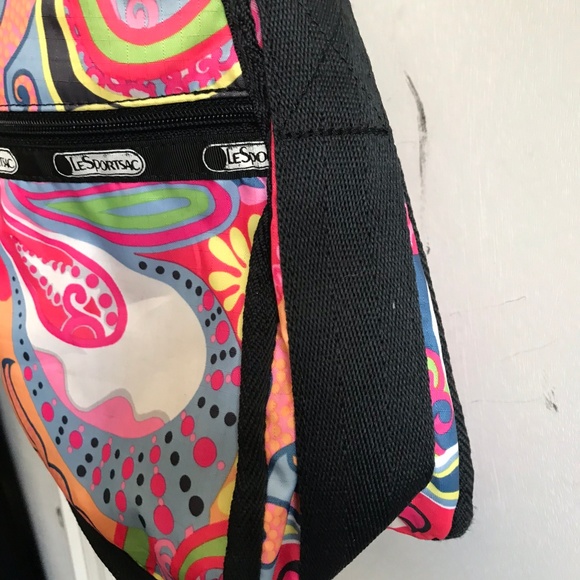 LE SPORTSAC Nylon Crossbody Bag With Adjustable St - Picture 3 of 8